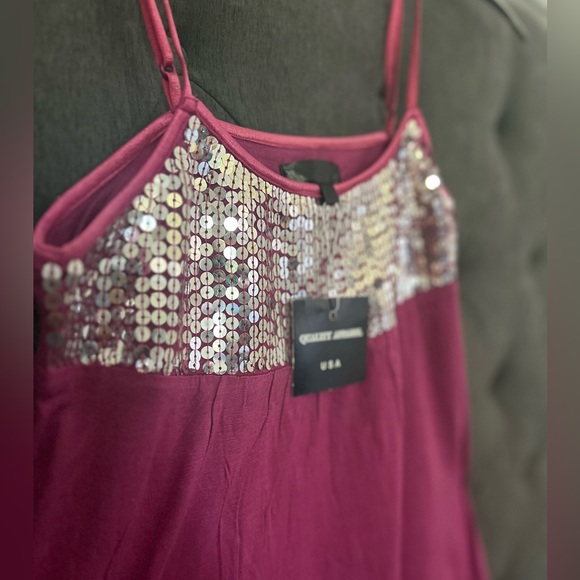 Sparkling Silver Sequin Decor Peplum Top - Picture 2 of 2